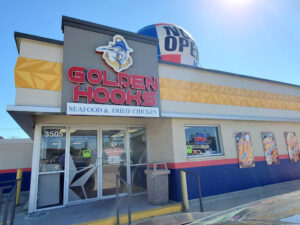 Golden Hooks Seafood &Chicken - Lake Charles