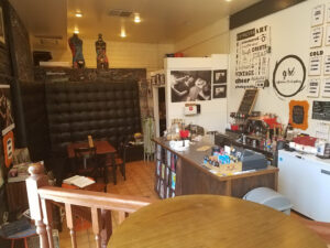 Gré Coffee House & Art Gallery - Palm Springs