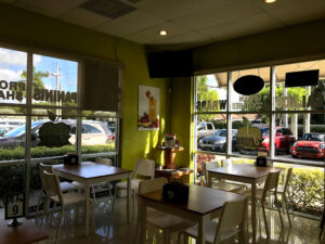 Green Apple Juice Lounge - Miami
