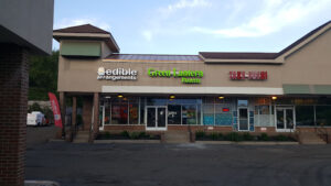 Green Lantern Pizza - Rochester Hills