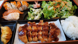 Hanami Sushi & Grill - Everett