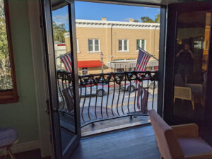 HandleBar - Mt Dora