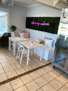Hapa Cupcakes & Cakes - Brea