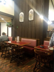 Harding's | Family Restaurant - Charleston