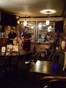 Hennessey's Tavern - Redondo Beach