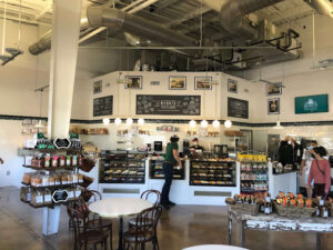 Henri's Bakery & Deli - Marietta