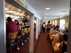 Henry's Diner - Burlington
