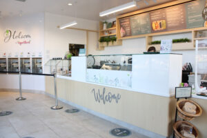 Holsom By Yogurtland - Huntington Beach