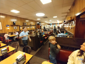 Holsten's Ice Cream, Chocolate & Restaurant - Bloomfield
