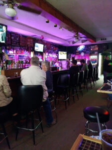 Hooks Pub & Grill - Clinton