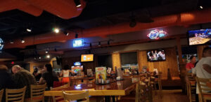 Hooters - Lawrenceville