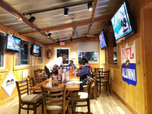 Hooters - Cartersville
