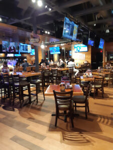 Hooters - Douglasville