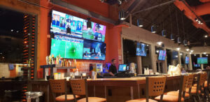 Hooters - Newport