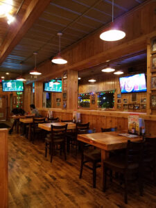 Hooters - Aurora