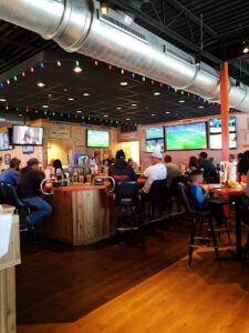 Hooters - Countryside