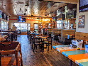 Hooters - Grand Prairie