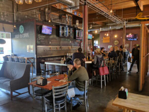 Hop N Cork - Lake Oswego