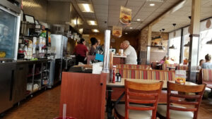 Huddle House - Clarkesville