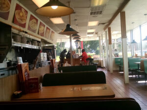 Huddle House - Waynesboro