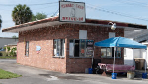 Hungry Bear Drive-In - Ocala