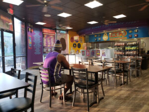 Ike's Love & Sandwiches - Vacaville