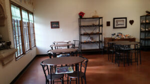 It's A Divine Bakery - Cave Creek