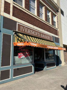 Iversen's Bakery - Blue Island