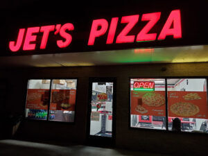 Jet's Pizza - Bay City