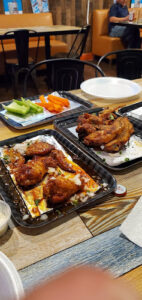 Jj's WINGS & GRILL - Doral