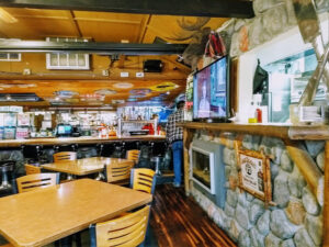Joe's Log Cabin Tavern & Steak - Wenatchee