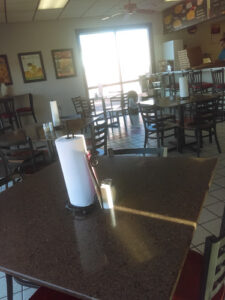Knolla's Pizza Cafe - Wichita