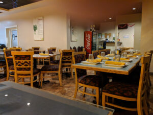 Kurrys Restaurant - Farmington Hills