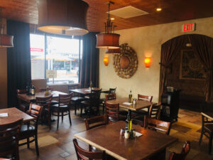 La Famiglia Pizzeria & Restaurant - Glen Cove