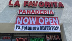 La Favorita Bakery - South Gate