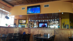 La Vero's Mexican Seafood & Bar - Oxnard