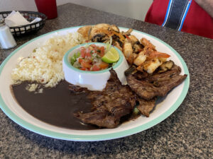 La chele 2. Pupuseria y restaurante - Siloam Springs