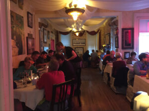 LaBinnah Bistro - Hannibal