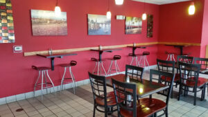 Larsa's Kitchen - Elgin