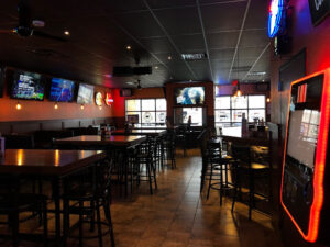 Leo's Pizzeria - East Aurora