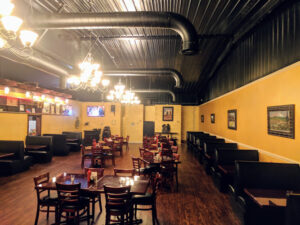 Lewis and Clarke's Restaurant and Lounge - Hohenwald