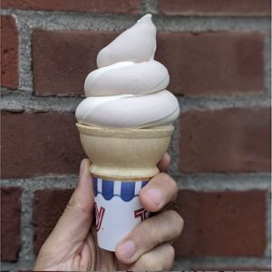Little Gordo Creemee Stand - Burlington