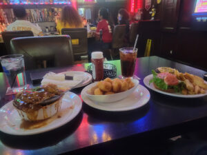 London's Pub & Grill - Artesia