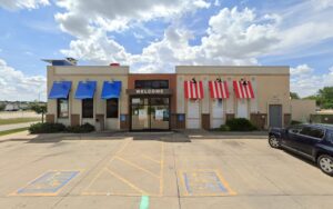 Long John Silver's | KFC (C029064) - Cedar Falls