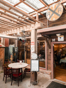 Loose Caboose Cafe - Willits