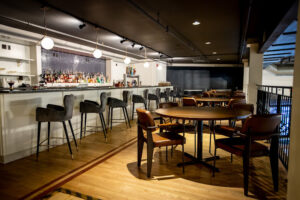 Lounge 51 - Elgin