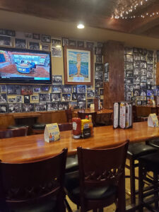Lucky Beaver, Bar & Burger - Stateline