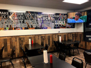 Lucky Burger & Grill and Food Truck - Mundelein