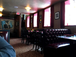 Lucky's Lounge - Boston
