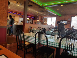 Luna's Family Restaurant - Northfield